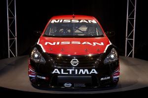 Nissan Altima V8 Supercar 2013 года